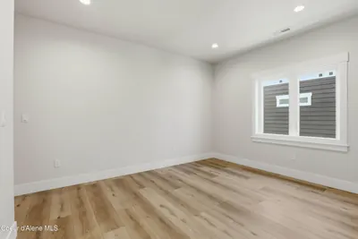 Property 26-9323 - Photo 14