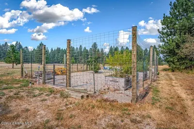 Property 26-8289 - Photo 38
