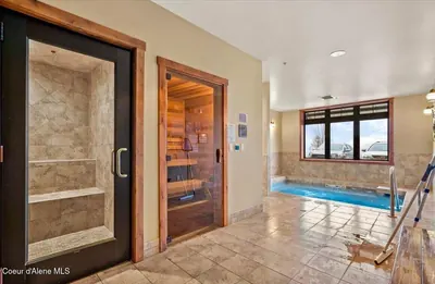 Property 26-9902 - Photo 42