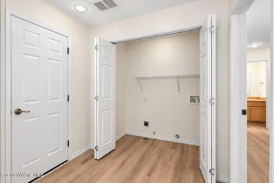 Property 26-9545 - Photo 17