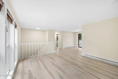 Property 26-8915 - Photo 5