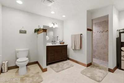 Property 26-1939 - Photo 53