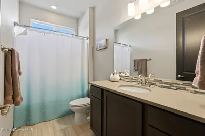 Property 26-10052 - Photo 27