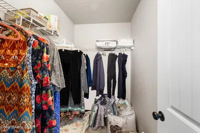 Property 26-10377 - Photo 17