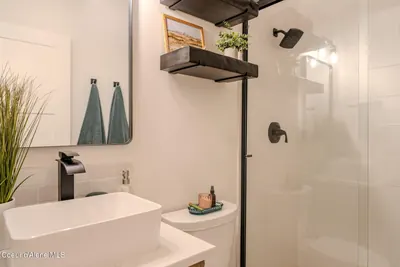 Property 26-9855 - Photo 28