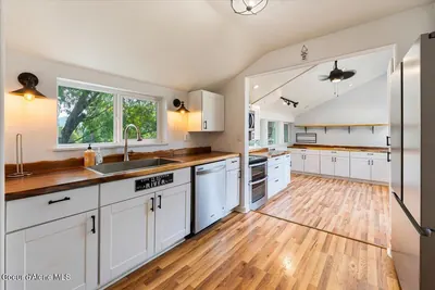 Property 26-3408 - Photo 3