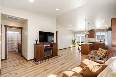 Property 26-9785 - Photo 3