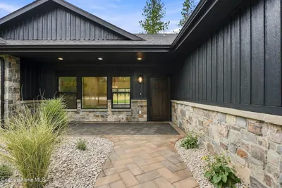 Property 26-9228 - Photo 5