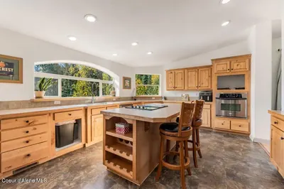Property 26-10063 - Photo 11