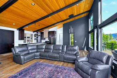 Property 26-6347 - Photo 11