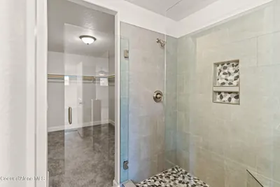 Property 26-1113 - Photo 28