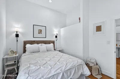 Property 26-8758 - Photo 26