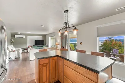 Property 26-10346 - Photo 10