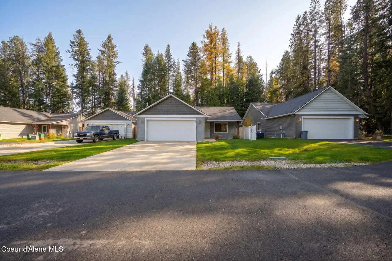 Property 26-10598 - Photo 1