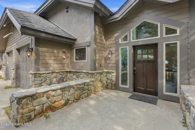 Property 26-9647 - Photo 6