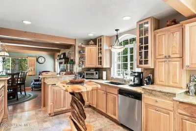 Property 26-9496 - Photo 21