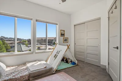 Property 26-8199 - Photo 27