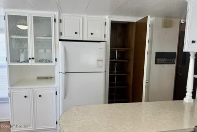 Property 26-10639 - Photo 13