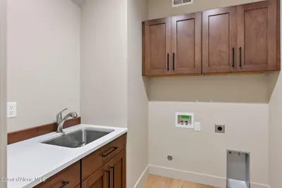 Property 26-9930 - Photo 55