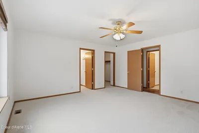 Property 26-10086 - Photo 17