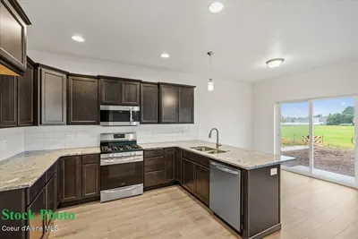 Property 26-10520 - Photo 15