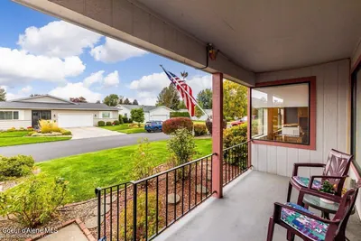 Property 26-10169 - Photo 2