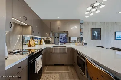 Property 26-8883 - Photo 10