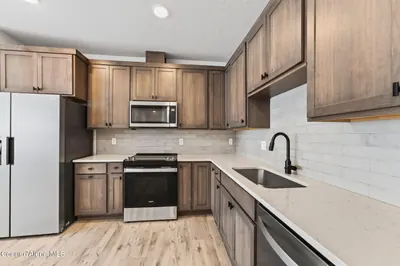 Property 26-10029 - Photo 12