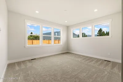 Property 26-8245 - Photo 27