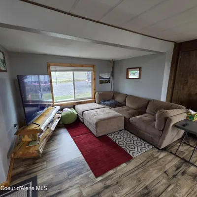 Property 25-11140 - Photo 2