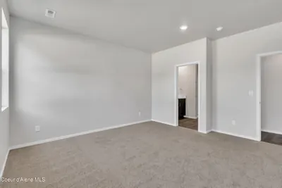 Property 26-8453 - Photo 12