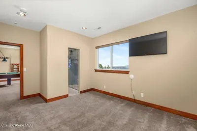 Property 26-8617 - Photo 74