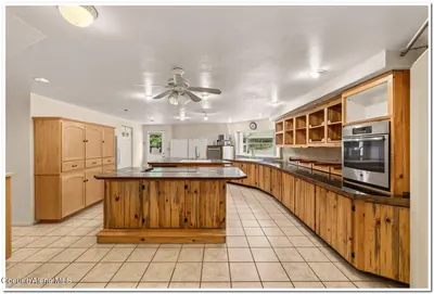 Property 26-9049 - Photo 13