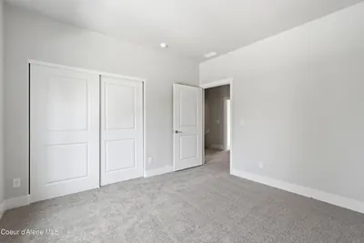 Property 26-10202 - Photo 23