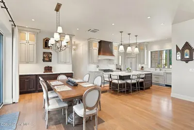 Property 26-9864 - Photo 27