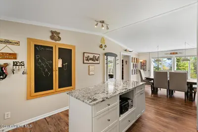 Property 26-9303 - Photo 9