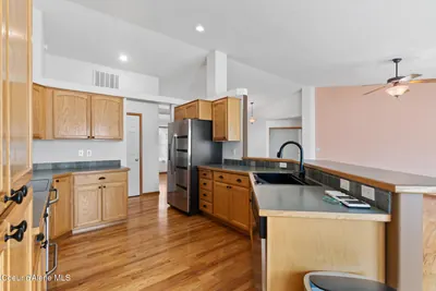 Property 26-8348 - Photo 11