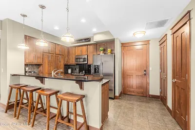 Property 26-10558 - Photo 6