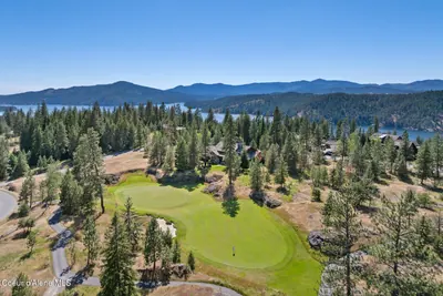 Property 26-8239 - Photo 6