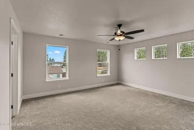 Property 26-1113 - Photo 25