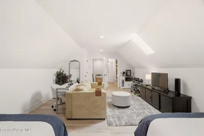 Property 26-8168 - Photo 54
