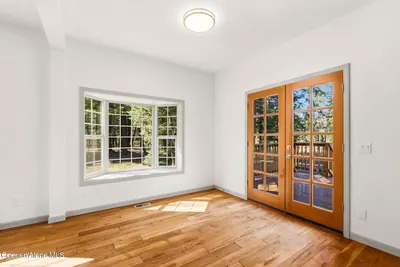 Property 26-9732 - Photo 18