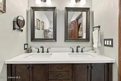 Property 26-9335 - Photo 11