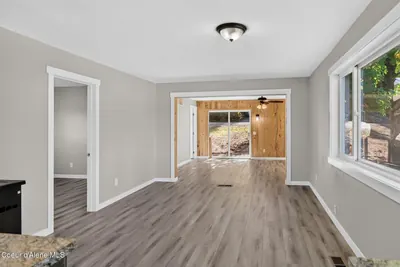 Property 26-10072 - Photo 9