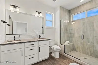 Property 26-9989 - Photo 24