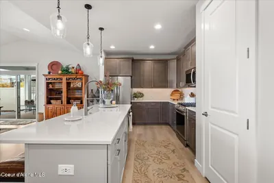 Property 26-10246 - Photo 10