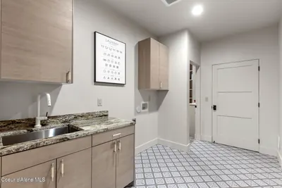 Property 26-949 - Photo 18