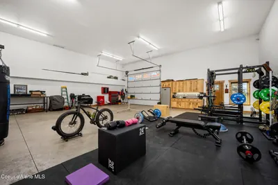 Property 26-10600 - Photo 58