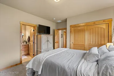 Property 26-1426 - Photo 27