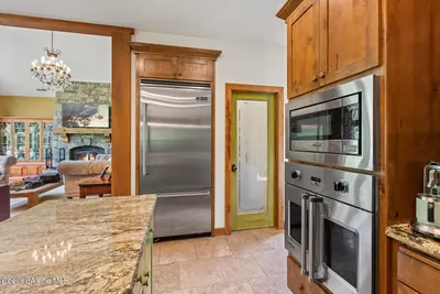 Property 26-10608 - Photo 11